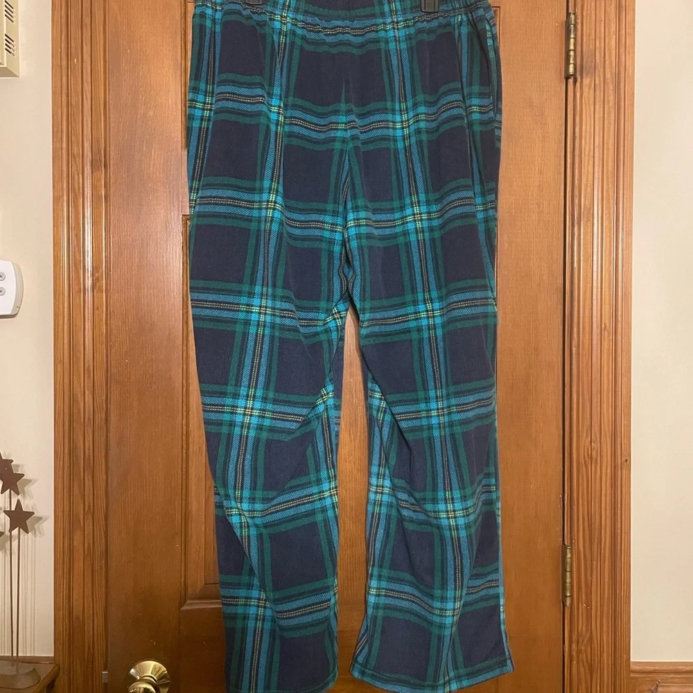 Sleep Chic these plaid